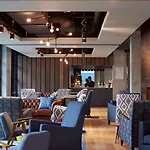 Steel House Hostal *