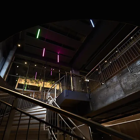 Steel House Hostel *