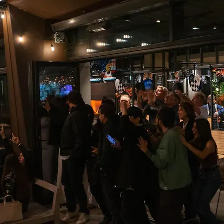 スチール ハウス ホステル *