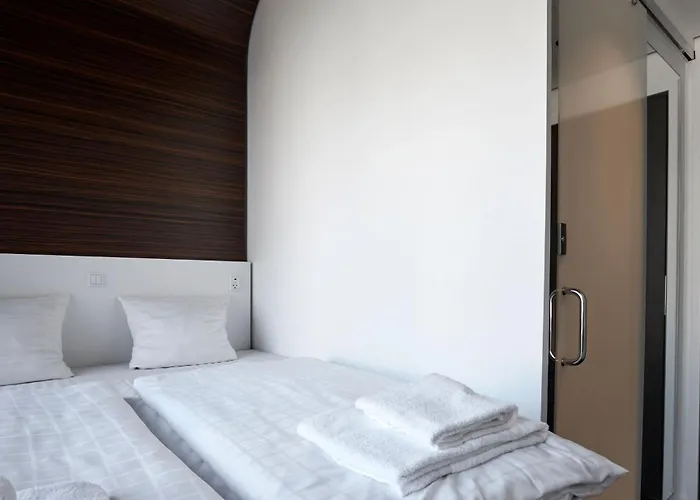 호스텔 스틸 하우스 *