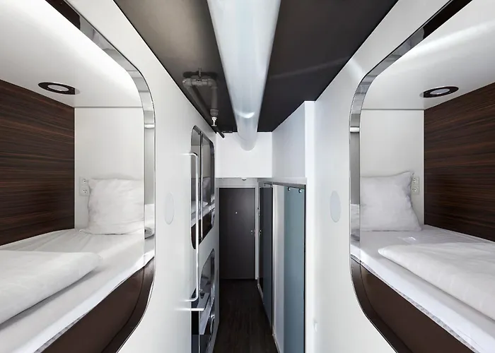 스틸 하우스 호스텔 *