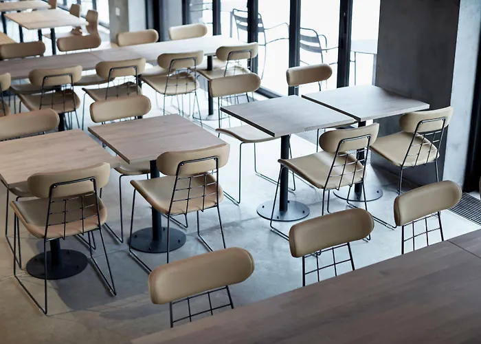 호스텔 스틸 하우스 *