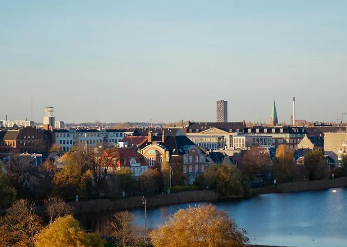 호스텔 스틸 하우스 *