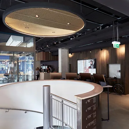 哥本哈根斯迪尔酒店 *