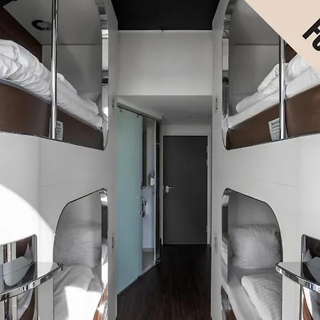 Steel House Albergue Copenhaga